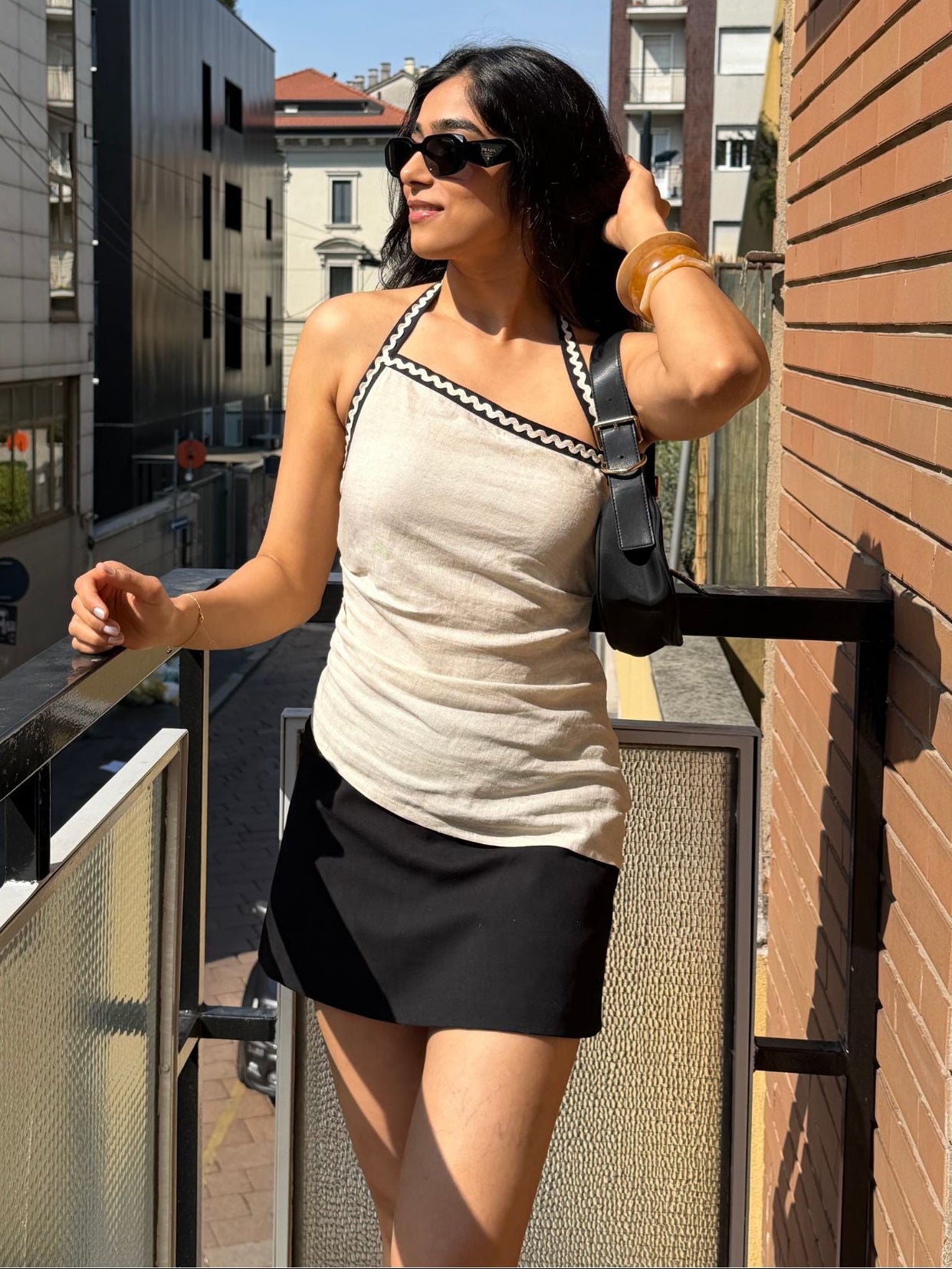 Beige asymmetric top